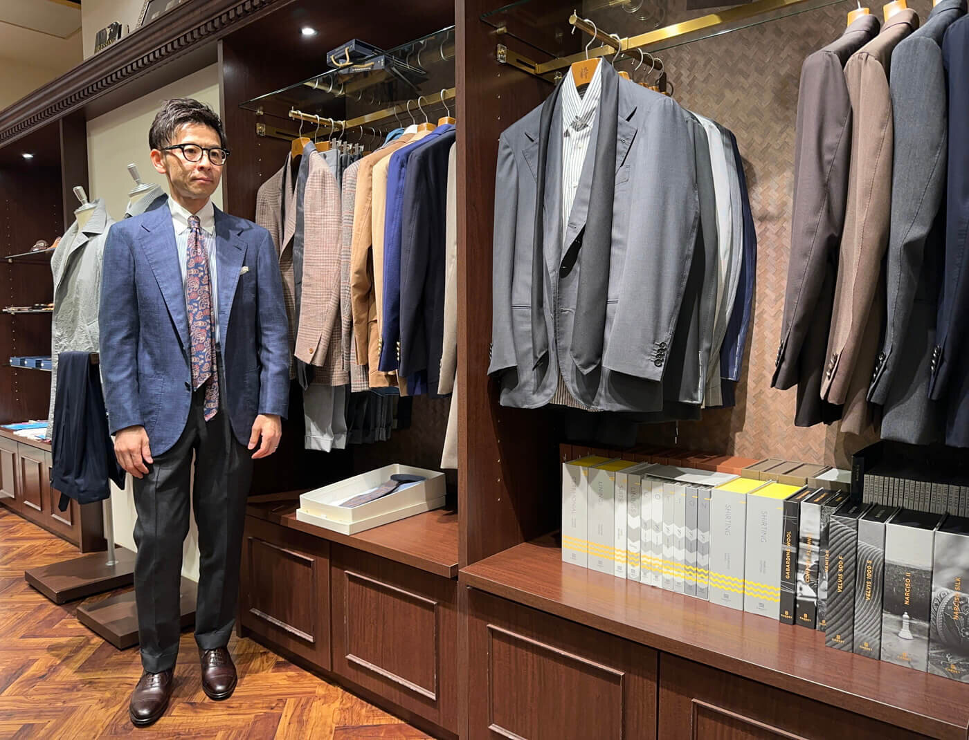 bespoke_jacket_piacenza_arashan_breeze_navy_style.jpg