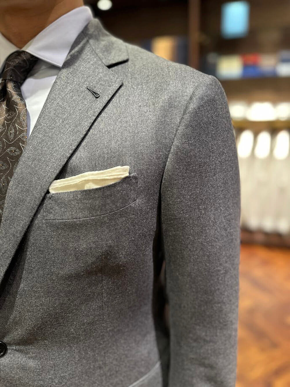 bespoke_suit_alashancashmere_05.jpg