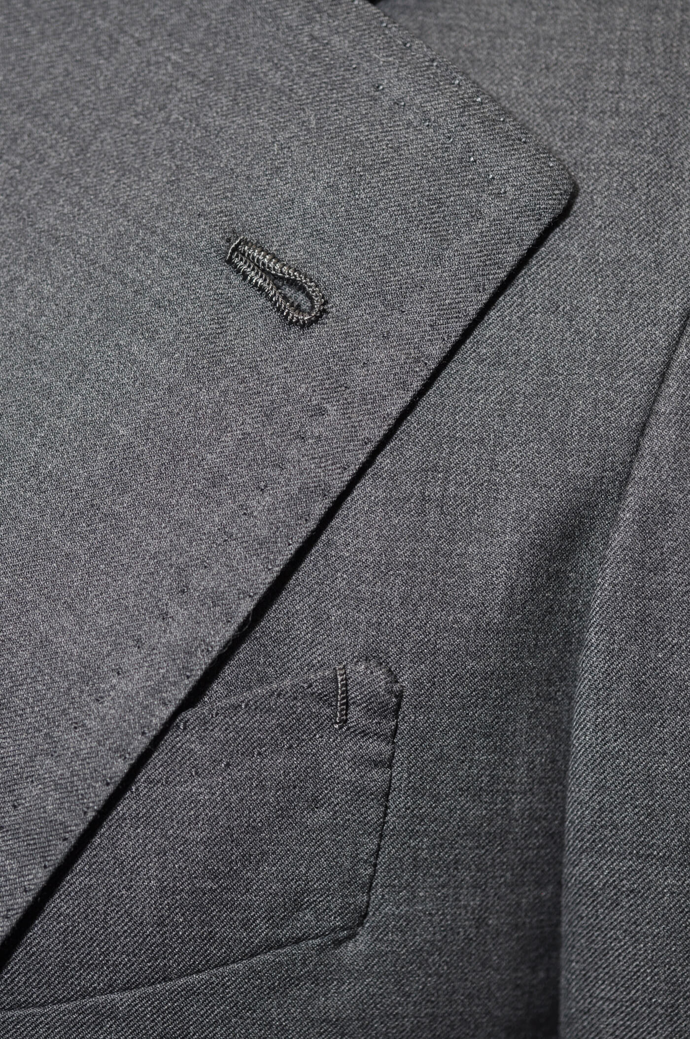 bespoke_suit_drapers_greenhills_10.jpg