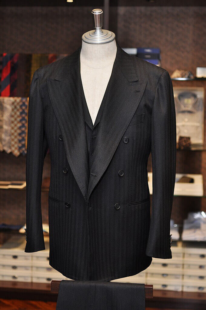 bespoke_suit_fivestars_a0463_4.jpg