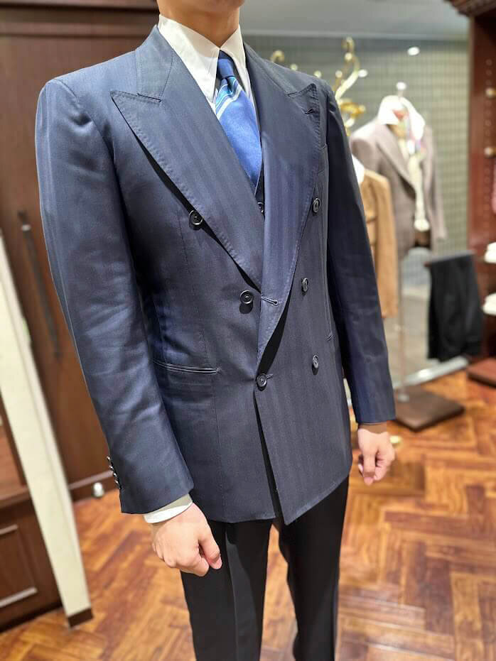 bespoke_suit_greenhills_a0495_11.jpg