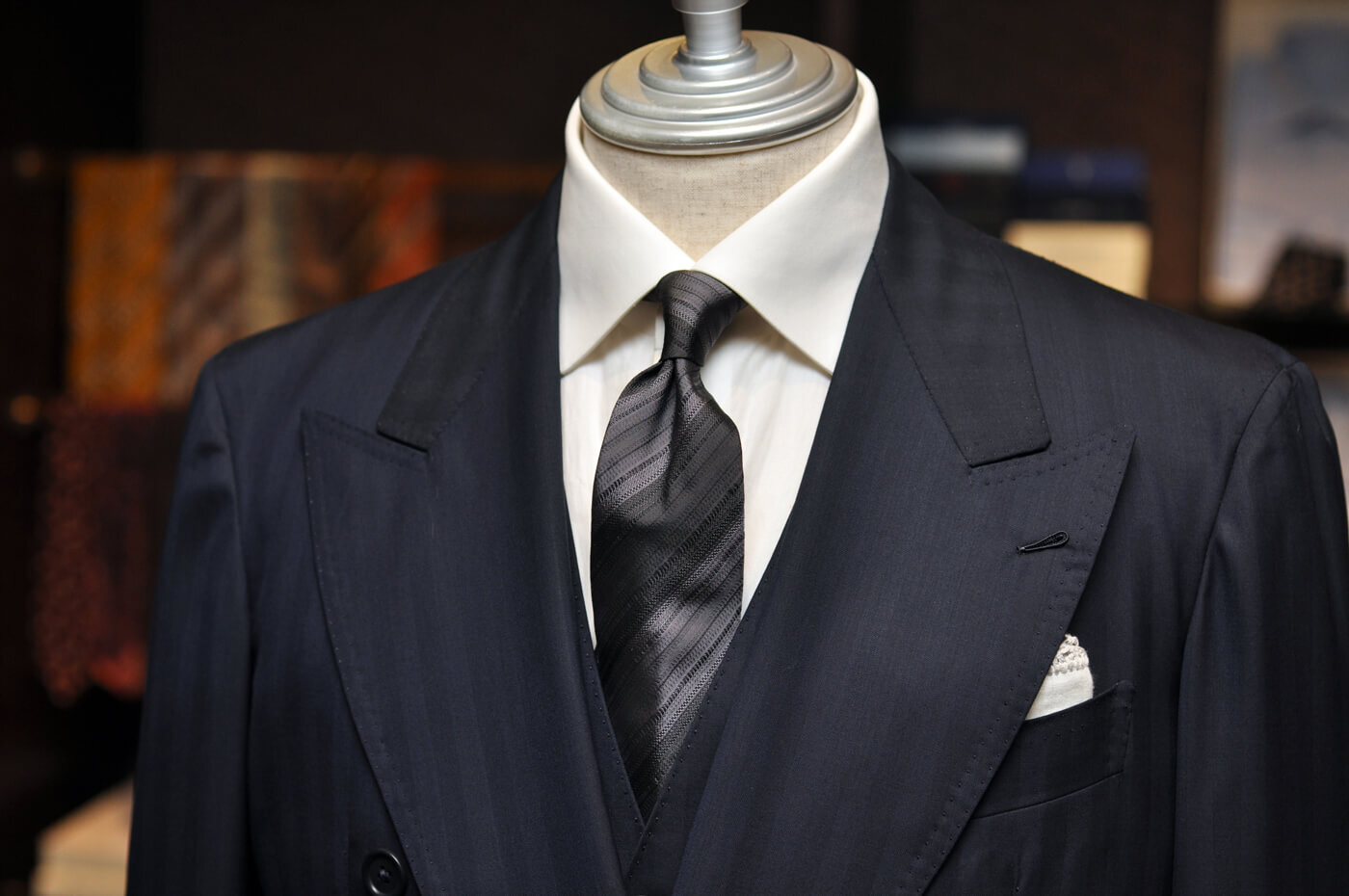 bespoke_suit_greenhills_a0495_18.jpg