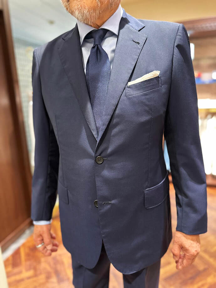 bespoke_suit_navy_mohair_04.jpg
