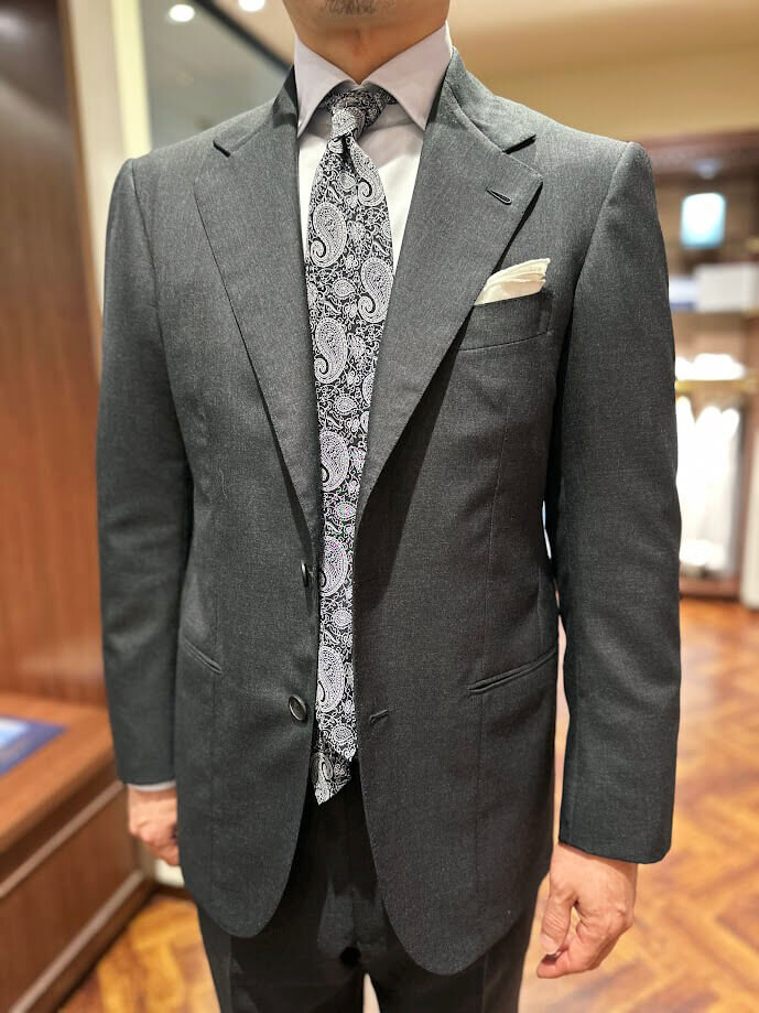 bespoke_suit_solid_gray_04.jpg