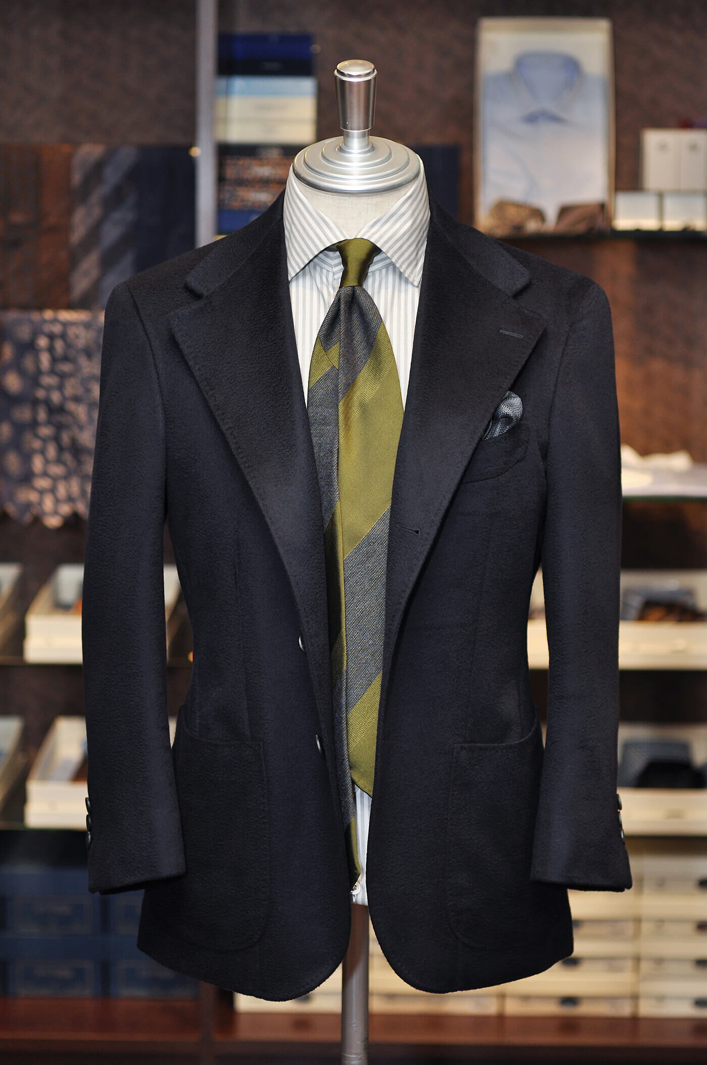 colombo_cashmere_jacket_navy_01.jpg