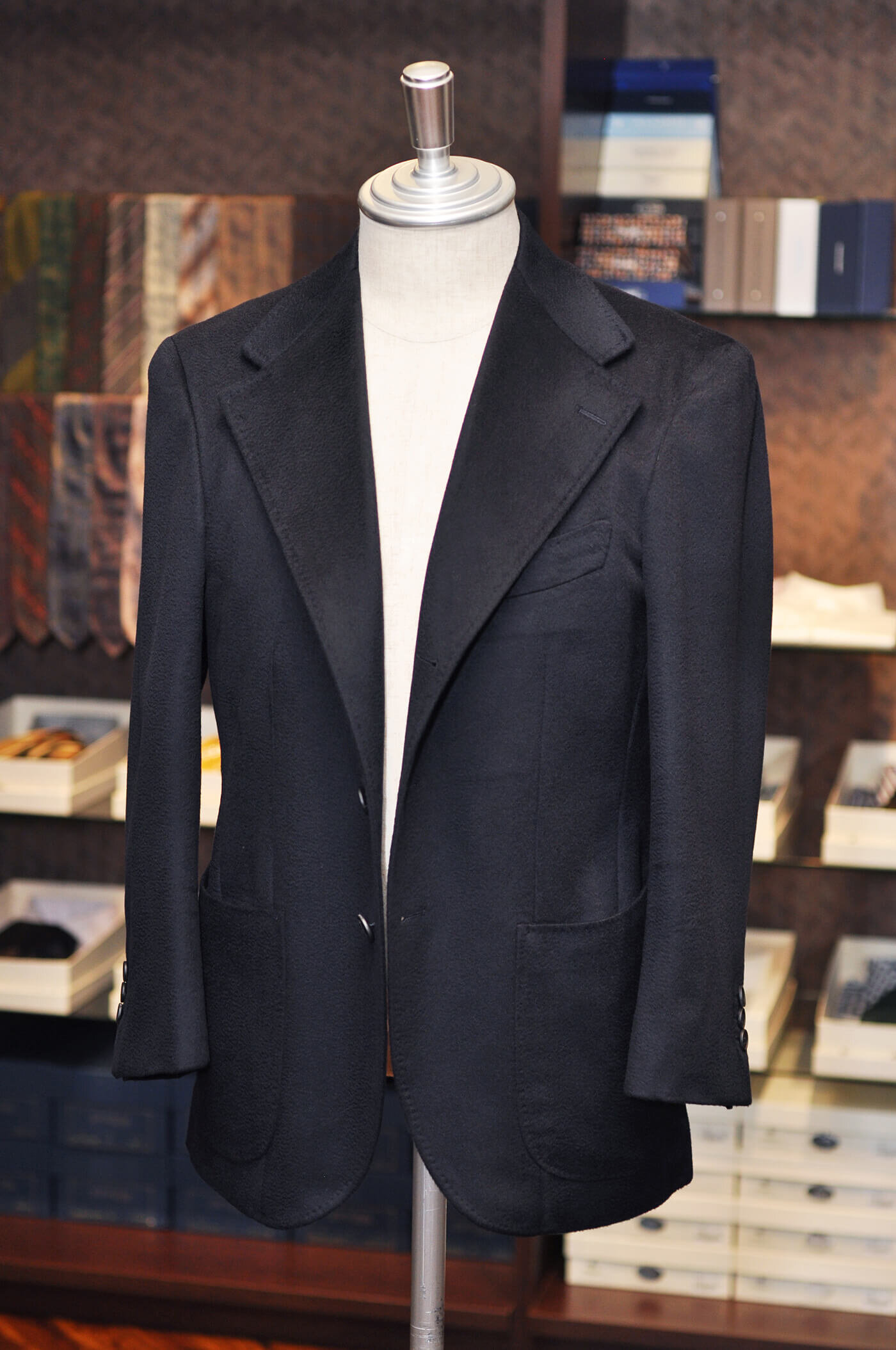 colombo_cashmere_jacket_navy_05.jpg