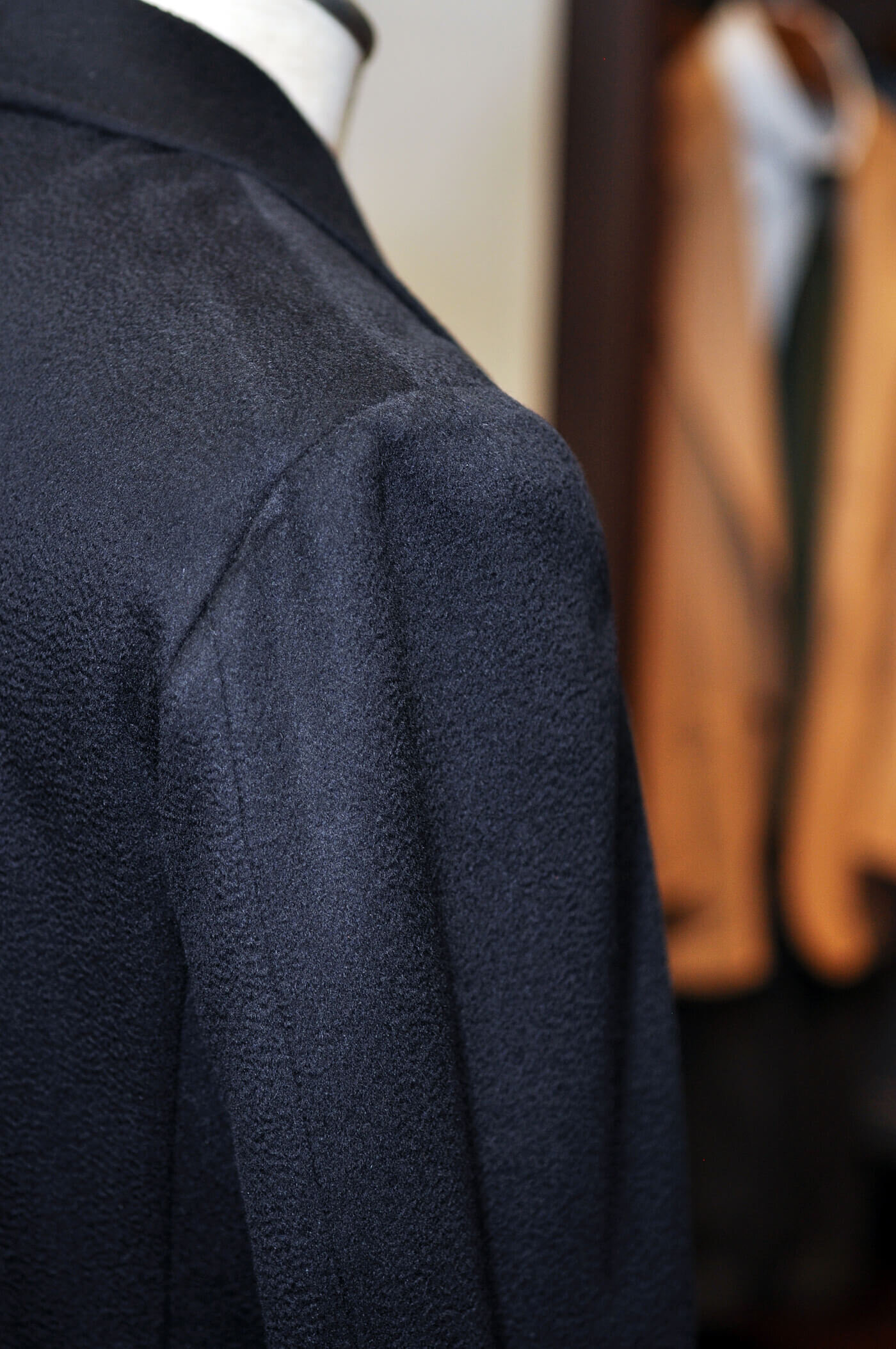 colombo_cashmere_jacket_navy_06.jpg