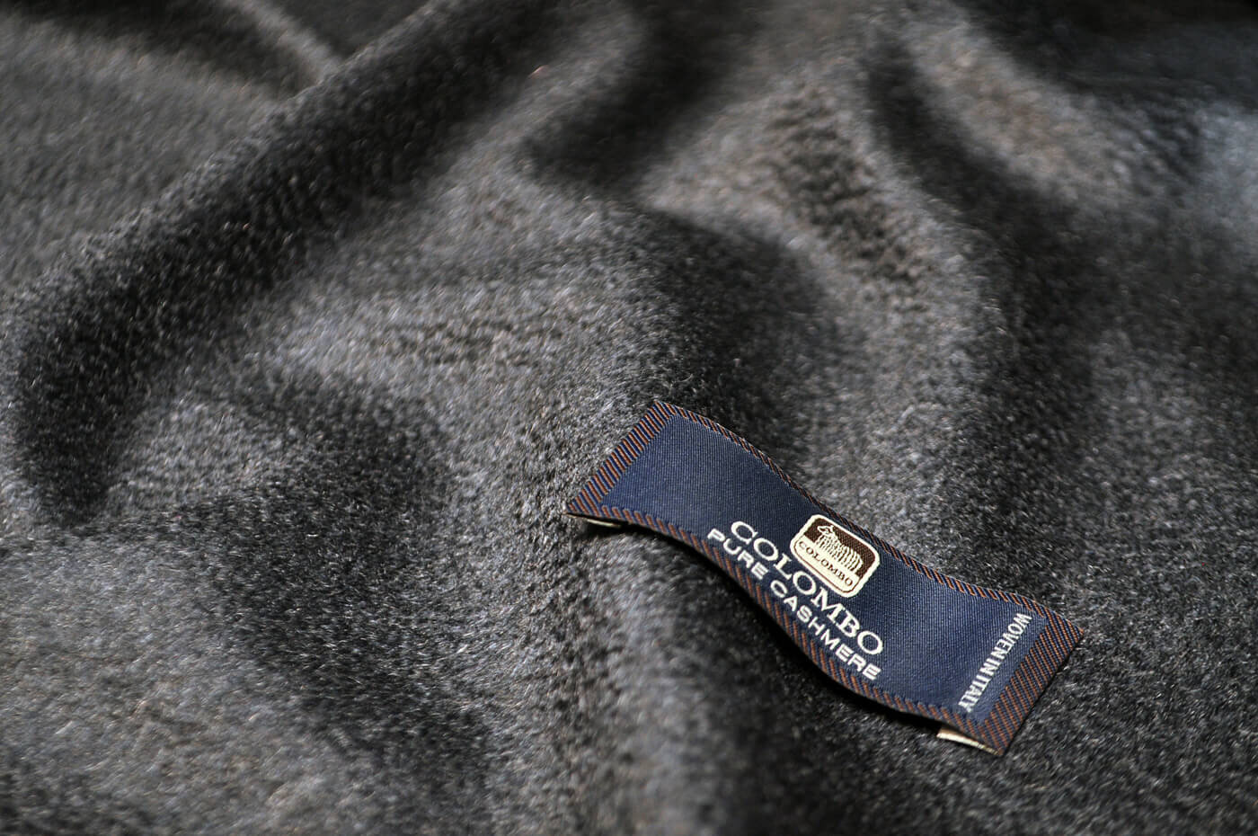 colombo_pure_cashmere_dark_gray.jpg