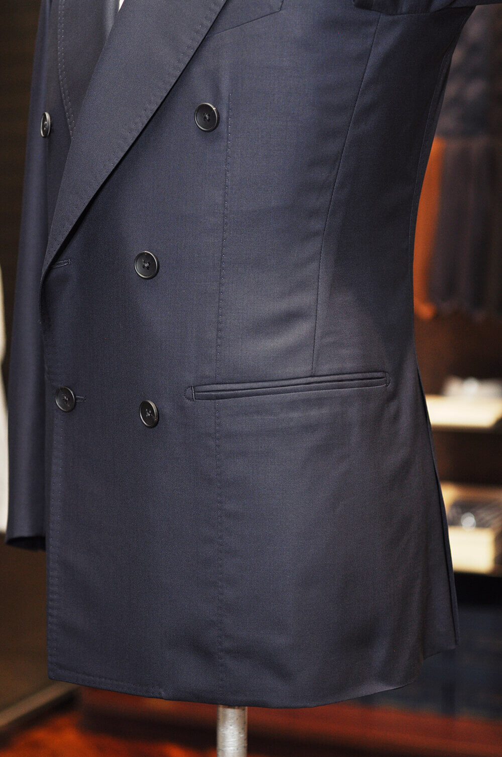 double_suit_navy_solid_greenhills_05.jpg