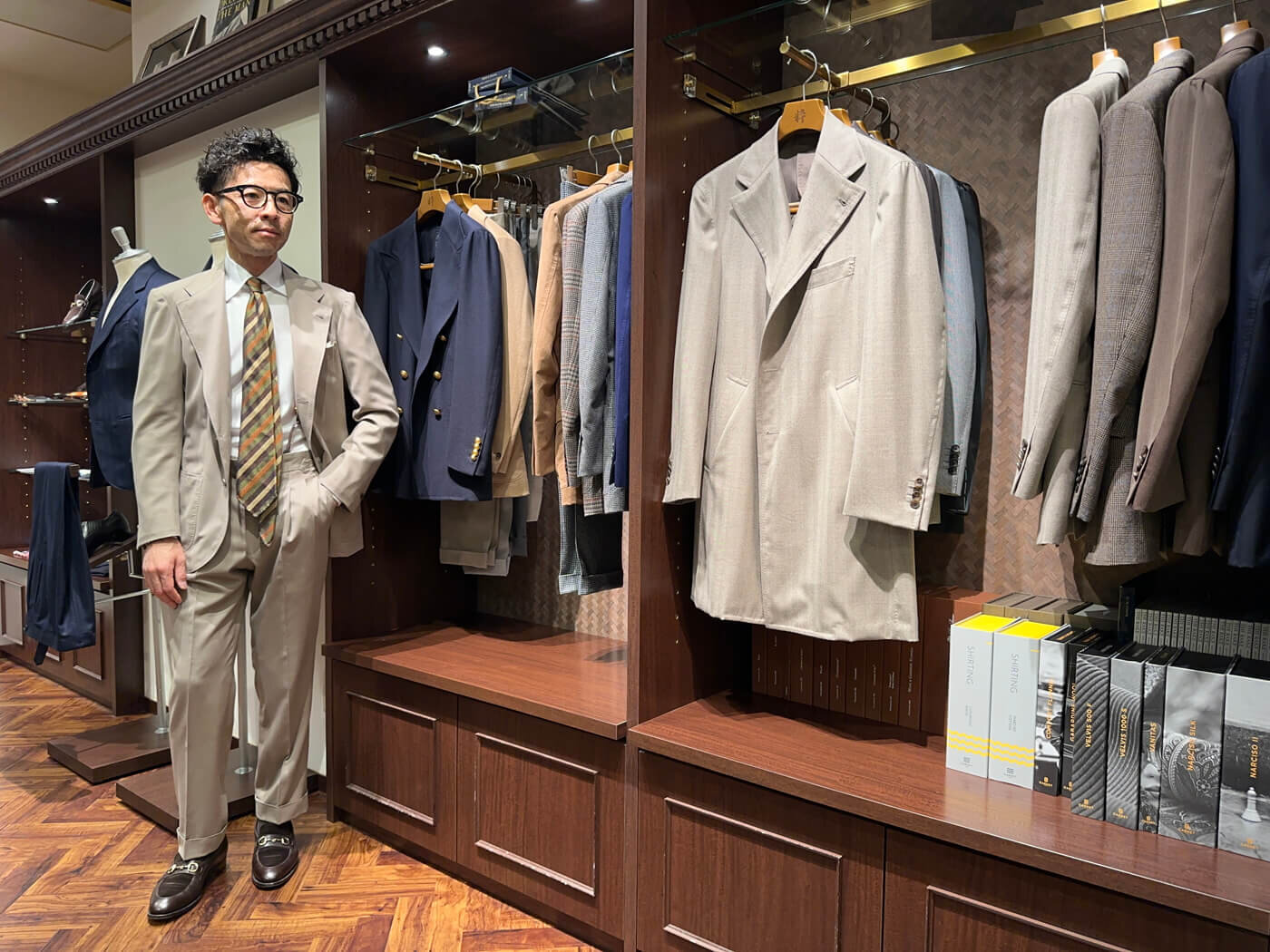 drapers_light_flannel_beige_suit_style2_1.jpg