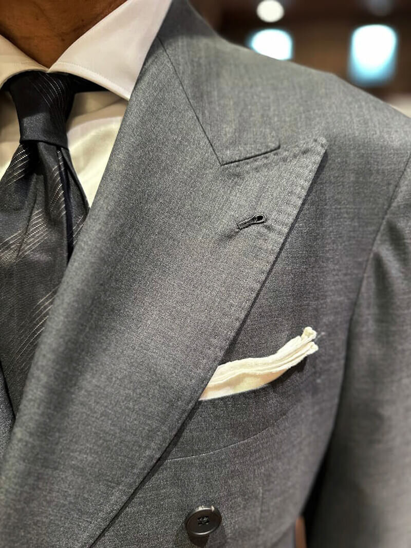 gray_suit_drapers_greenhills_05.jpg