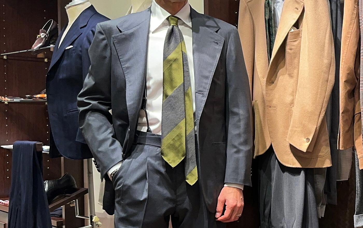 greenhills_gray_suit_style3_2.jpg