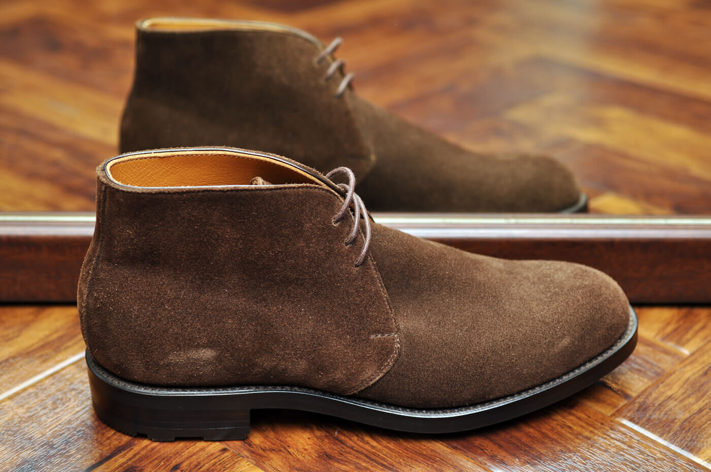 joeworks_suede_chukka_boots2.jpg