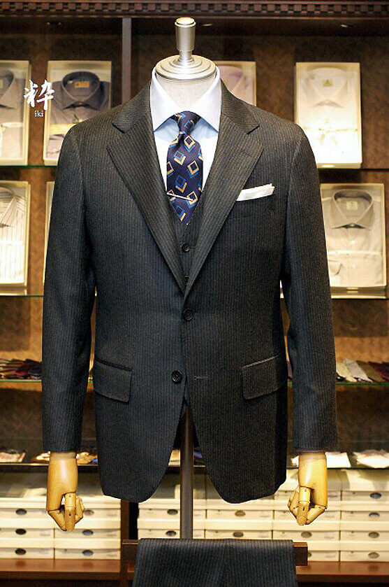 Bespoke Suit(オーダースーツ) グレーヘリンボーン スリーピース DRAPERS(ドラッパーズ) の画像ID1248