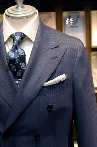 Bespoke Suit(オーダースーツ) ソラーロ グレーストライプ Caccioppoli(カチョッポリ)