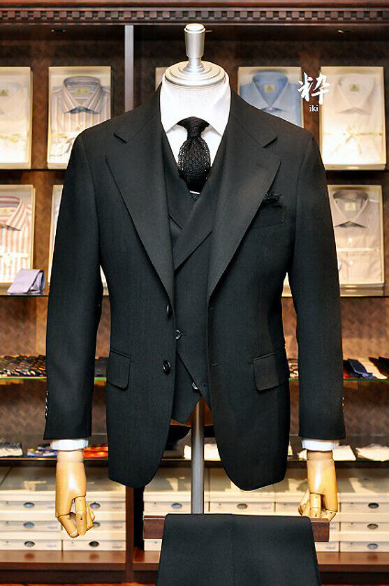 Bespoke Suit(オーダースーツ) フレスコ ブラック スリーピース HARDY MINNIS(ハーディーミニス) の画像ID845