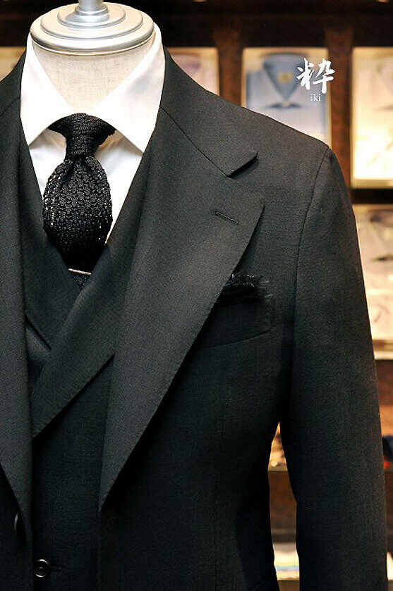 Bespoke Suit(オーダースーツ) フレスコ ブラック スリーピース HARDY MINNIS(ハーディーミニス) の画像ID847