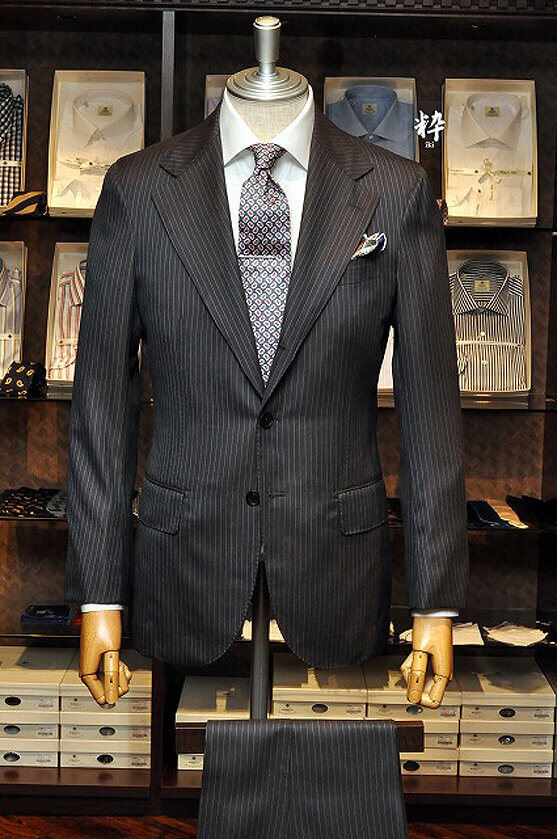 Bespoke Suit(オーダースーツ) ソラーロ ブラウンストライプ  Caccioppoli(カチョッポリ) の画像ID1056
