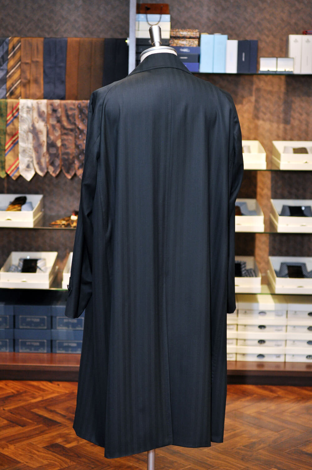 raglan coat_double_drapers_greenhills3.jpg