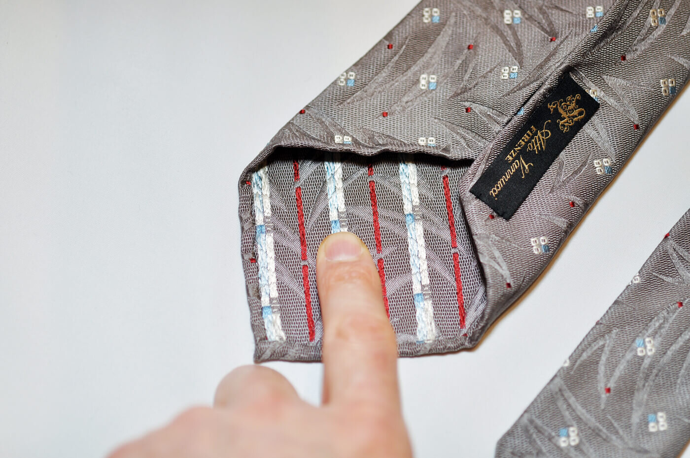 sette_pieghe_jacquard_geometric_gray_07.jpg