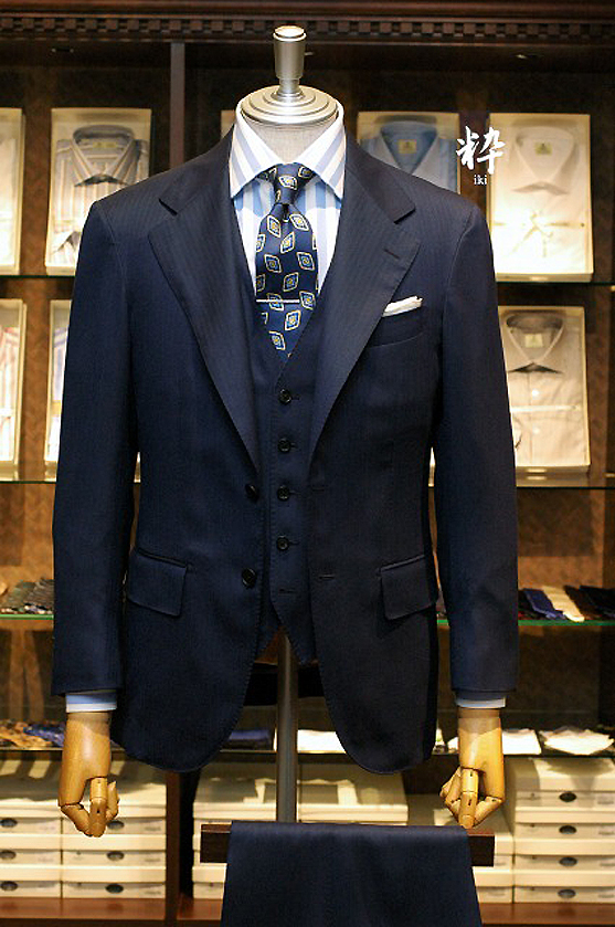 Bespoke Suit(オーダースーツ) ネイビーソラーロ スリーピース