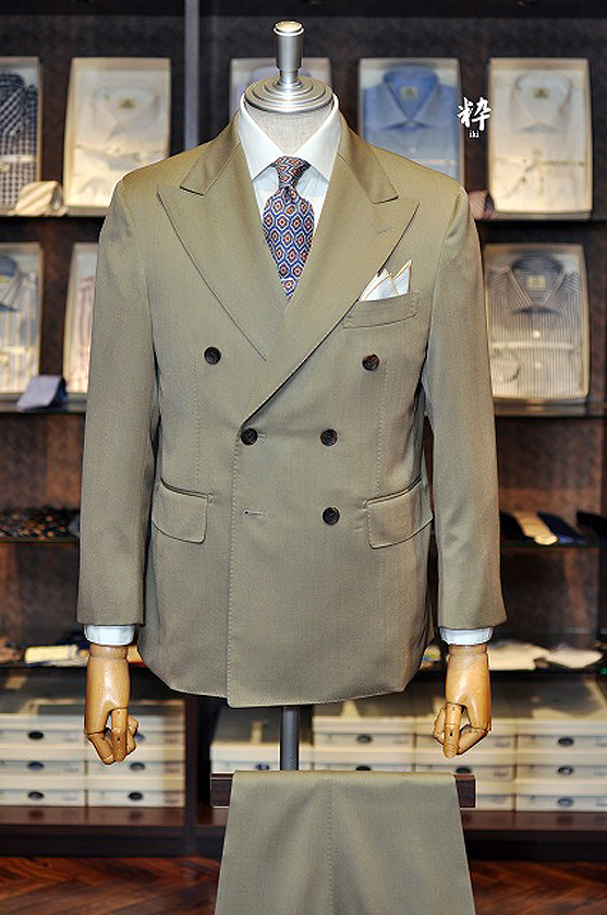 Bespoke Suit(オーダースーツ) ソラーロ DRAGO(ドラゴ) | 名古屋 